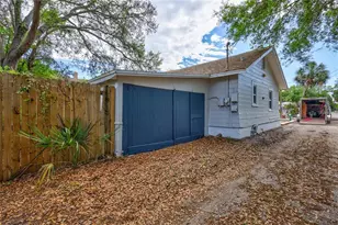 2521 4th St S, Saint Petersburg, FL 33705 - Photo 15