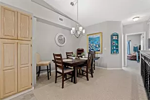 1039 Normandy Trace Rd, Tampa, FL 33602 - Photo 13
