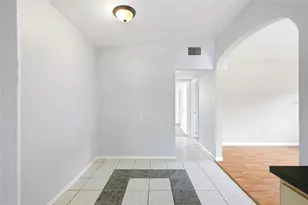 5405 10th Ave S, Gulfport, FL 33707 - Photo 11