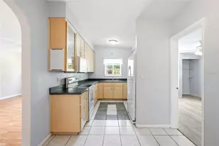 5405 10th Ave S, Gulfport, FL 33707 - Photo 17