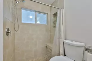 207 Islip Way, Sun City Center, FL 33573 - Photo 15