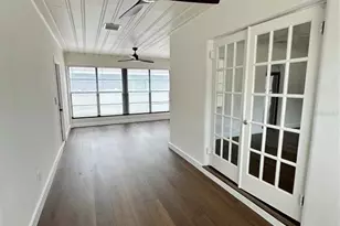 2001 30th St S, Saint Petersburg, FL 33712 - Photo 11