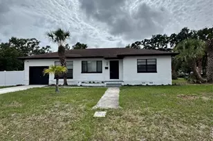 2001 30th St S, Saint Petersburg, FL 33712 - Photo 3