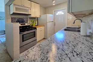 436 57th St N, Saint Petersburg, FL 33710 - Photo 11