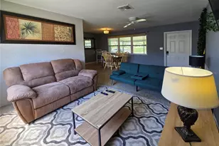 436 57th St N, Saint Petersburg, FL 33710 - Photo 9
