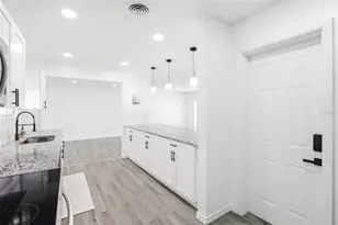 1348 Buckingham Dr, Clearwater, FL 33756 - Photo 15