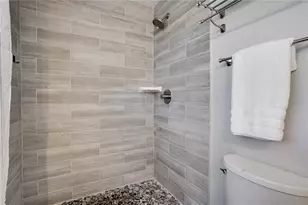 7991 24th Ave N Ave N, Saint Petersburg, FL 33710 - Photo 25