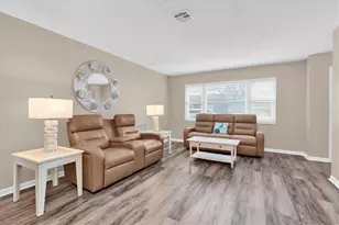 8260 Burgundy Dr N, Pinellas Park, FL 33781 - Photo 5