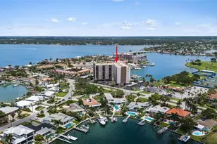 10355 Paradise Blvd, Saint Petersburg, FL 33706 - Photo 3