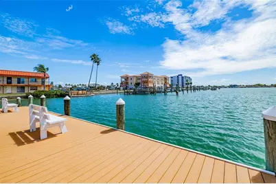10355 Paradise Boulevard #1010-1011, Saint Petersburg, FL 33706 - Photo 35