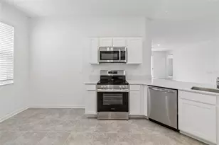 1676 Teagan Ln, Winter Haven, FL 33884 - Photo 9