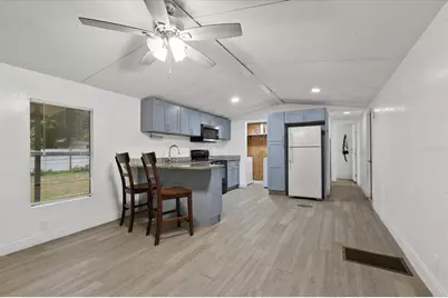 2102 Sydney Dover Road, Dover, FL 33527 - Photo 17