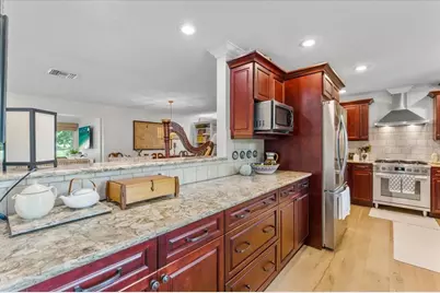 6710 121st Street, Seminole, FL 33772 - Photo 13