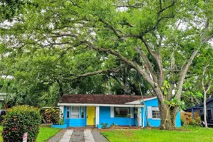 10532 51st Terrace N, Saint Petersburg, FL 33708 - Photo 1