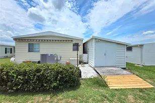 5334 Comanche St, Zephyrhills, FL 33542 - Photo 5