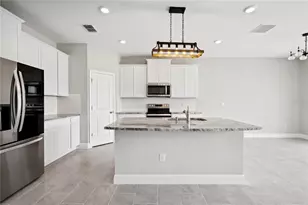 2560 Warren Acres Blvd, Wesley Chapel, FL 33543 - Photo 7