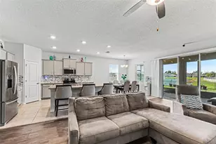 16639 Goose Ribbon Pl, Wimauma, FL 33598 - Photo 9