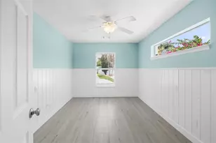 5541 Bayou Grande Blvd NE, Saint Petersburg, FL 33703 - Photo 25