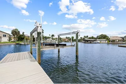 5541 Bayou Grande Boulevard NE, Saint Petersburg, FL 33703 - Photo 45