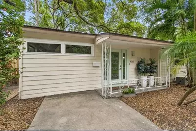 930 Montrose Boulevard N, Saint Petersburg, FL 33703 - Photo 5