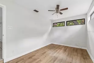 930 Montrose Blvd N, Saint Petersburg, FL 33703 - Photo 19