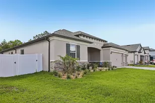 902 Tierra Dr, Spring Hill, FL 34609 - Photo 29