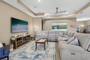 902 Tierra Dr, Spring Hill, FL 34609 - Photo 5