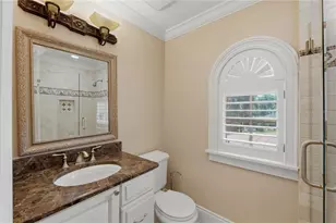 1124 Seville Ln NE, Saint Petersburg, FL 33704 - Photo 41