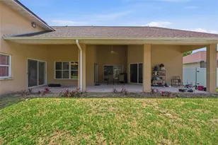 2112 Heritage Crest Dr, Valrico, FL 33594 - Photo 45