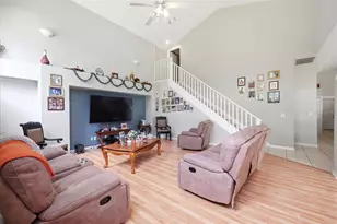 2112 Heritage Crest Dr, Valrico, FL 33594 - Photo 19