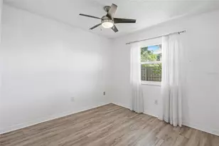 366 47th Ave N, Saint Petersburg, FL 33703 - Photo 7