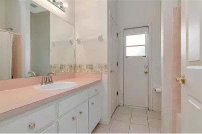 5715 Tanasi Court, Lakeland, FL 33812 - Photo 21