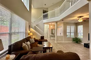 12014 Deacons Croft Ln, Tampa, FL 33626 - Photo 9
