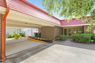 207 S Sherrill St, Tampa, FL 33609 - Photo 3