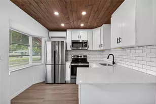 679 71st Ave North Ave N, Saint Petersburg, FL 33702 - Photo 5