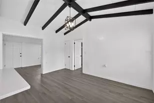 679 71st Ave North Ave N, Saint Petersburg, FL 33702 - Photo 13