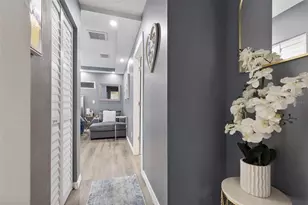 4832 5th St S, Saint Petersburg, FL 33705 - Photo 27