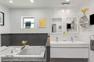 4832 5th St S, Saint Petersburg, FL 33705 - Photo 21
