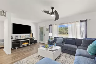 4832 5th St S, Saint Petersburg, FL 33705 - Photo 5