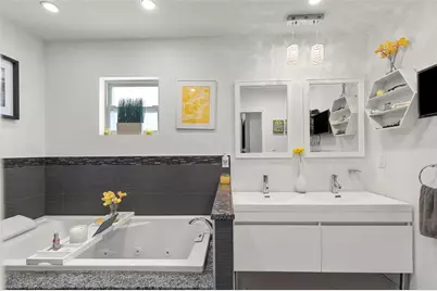 4832 5th Street S, Saint Petersburg, FL 33705 - Photo 25