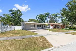 4832 5th St S, Saint Petersburg, FL 33705 - Photo 3