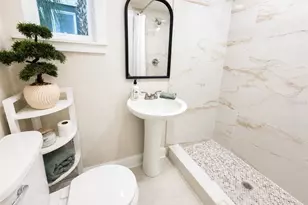 824 6th St N, Saint Petersburg, FL 33701 - Photo 11