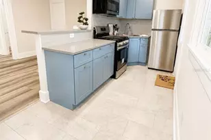 824 6th St N, Saint Petersburg, FL 33701 - Photo 5