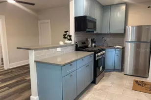 824 6th St N, Saint Petersburg, FL 33701 - Photo 9