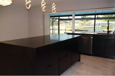 1019 Spindle Palm Way, Apollo Beach, FL 33572 - Photo 23