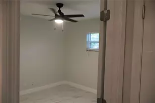 1019 Spindle Palm Way, Apollo Beach, FL 33572 - Photo 35