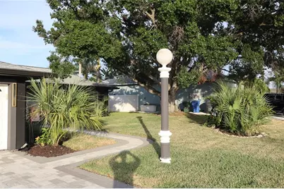 1019 Spindle Palm Way, Apollo Beach, FL 33572 - Photo 7