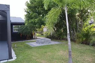 1019 Spindle Palm Way, Apollo Beach, FL 33572 - Photo 57
