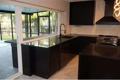 1019 Spindle Palm Way, Apollo Beach, FL 33572 - Photo 21