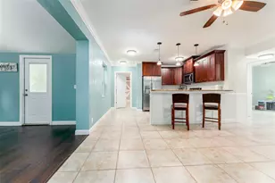 130 41st Ave NE, Saint Petersburg, FL 33703 - Photo 5